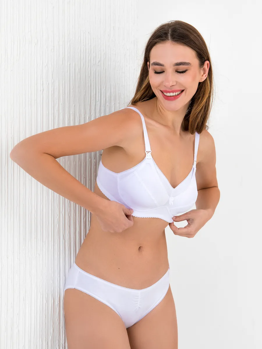 Бюстгальтер женский без косточек для кормления белый