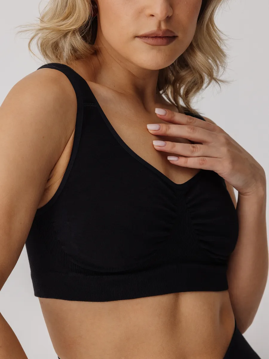 Топ бесшовный без косточек на мягких бретелях ФЭСТ/черный