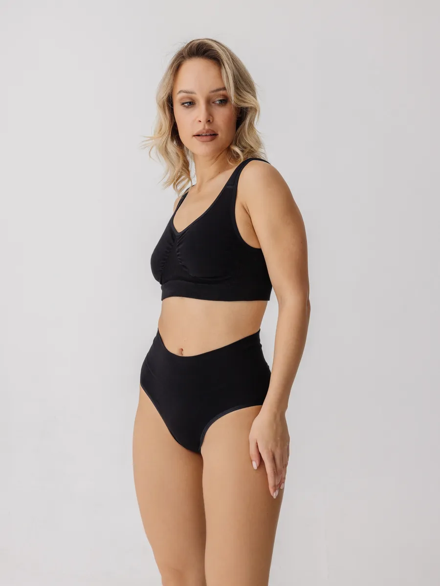 Топ бесшовный без косточек на мягких бретелях ФЭСТ/черный